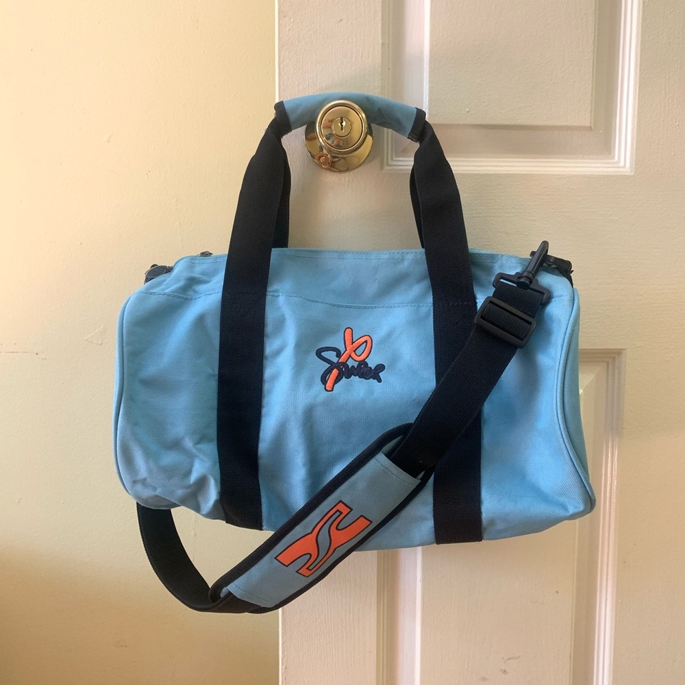 Super X Cylinder Sport Bag